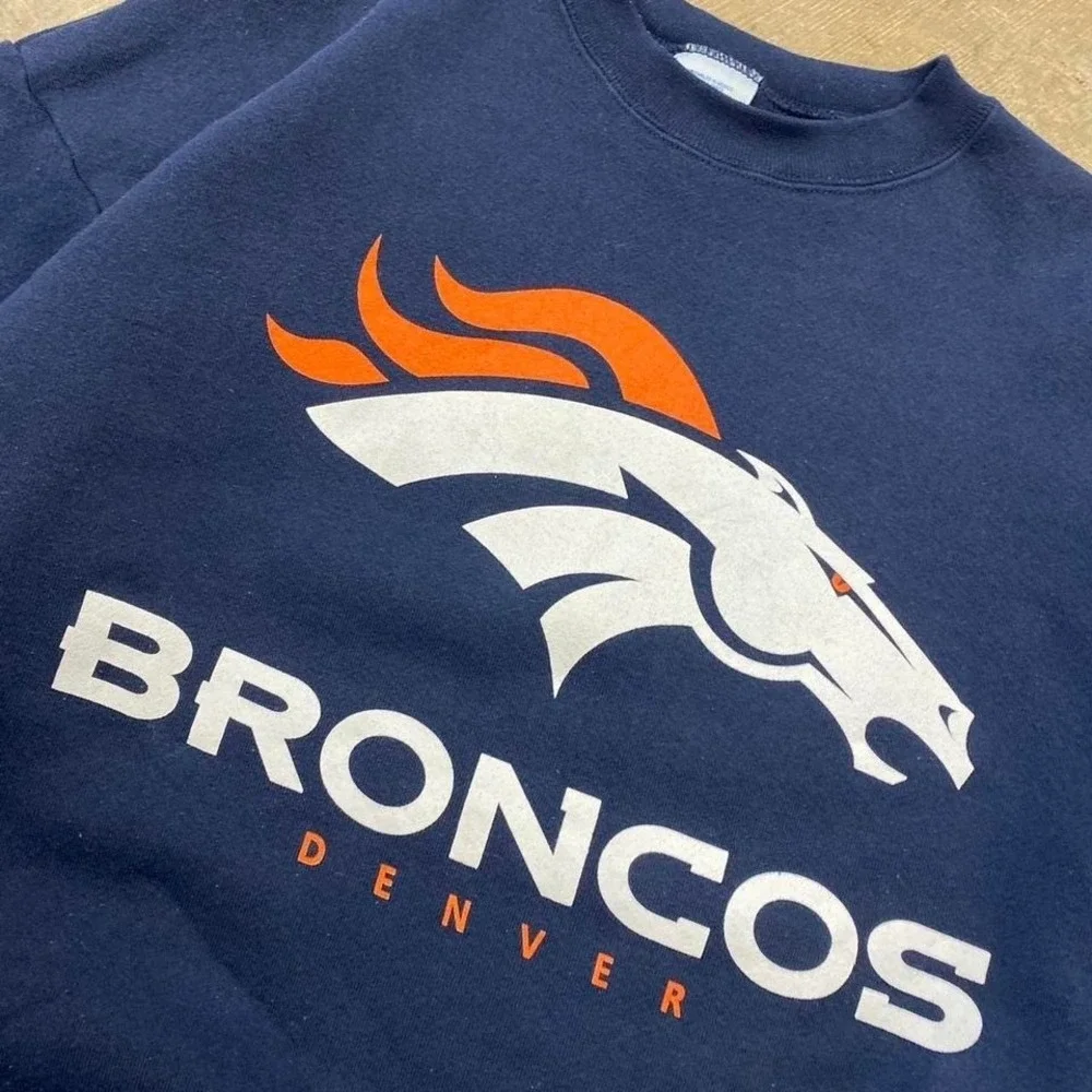 The Unbranded Brand vintage nfl